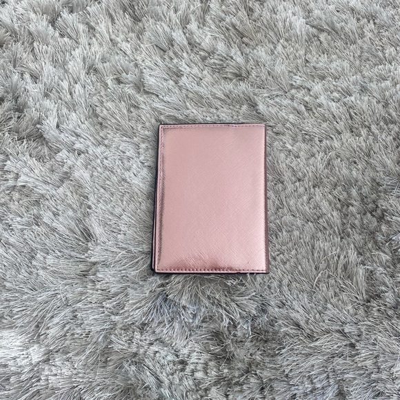 Victoria’s Secret Passport case - Picture 3 of 3